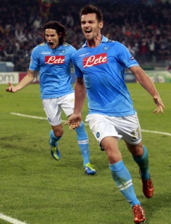 引了无数球 引了无数球